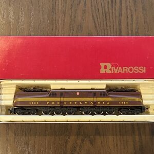 Rivarossi Pennsylvania GG-1 HO Scale Model Train Locomotive (New)